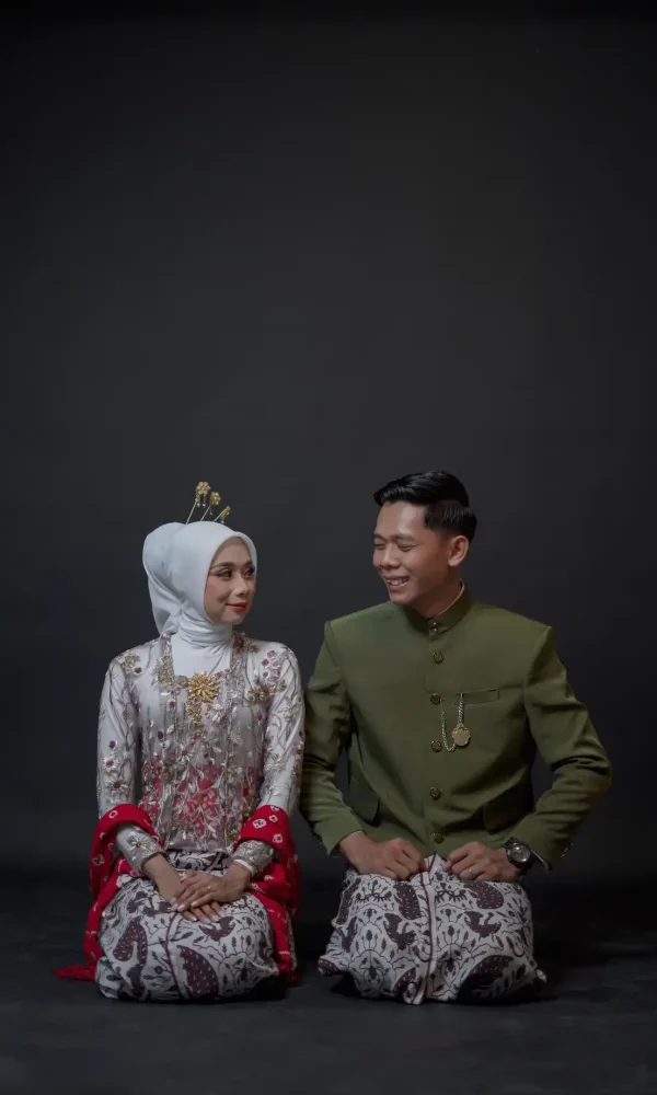 06BAF90C-5A4F-4310-BA44-33141F60F5CD