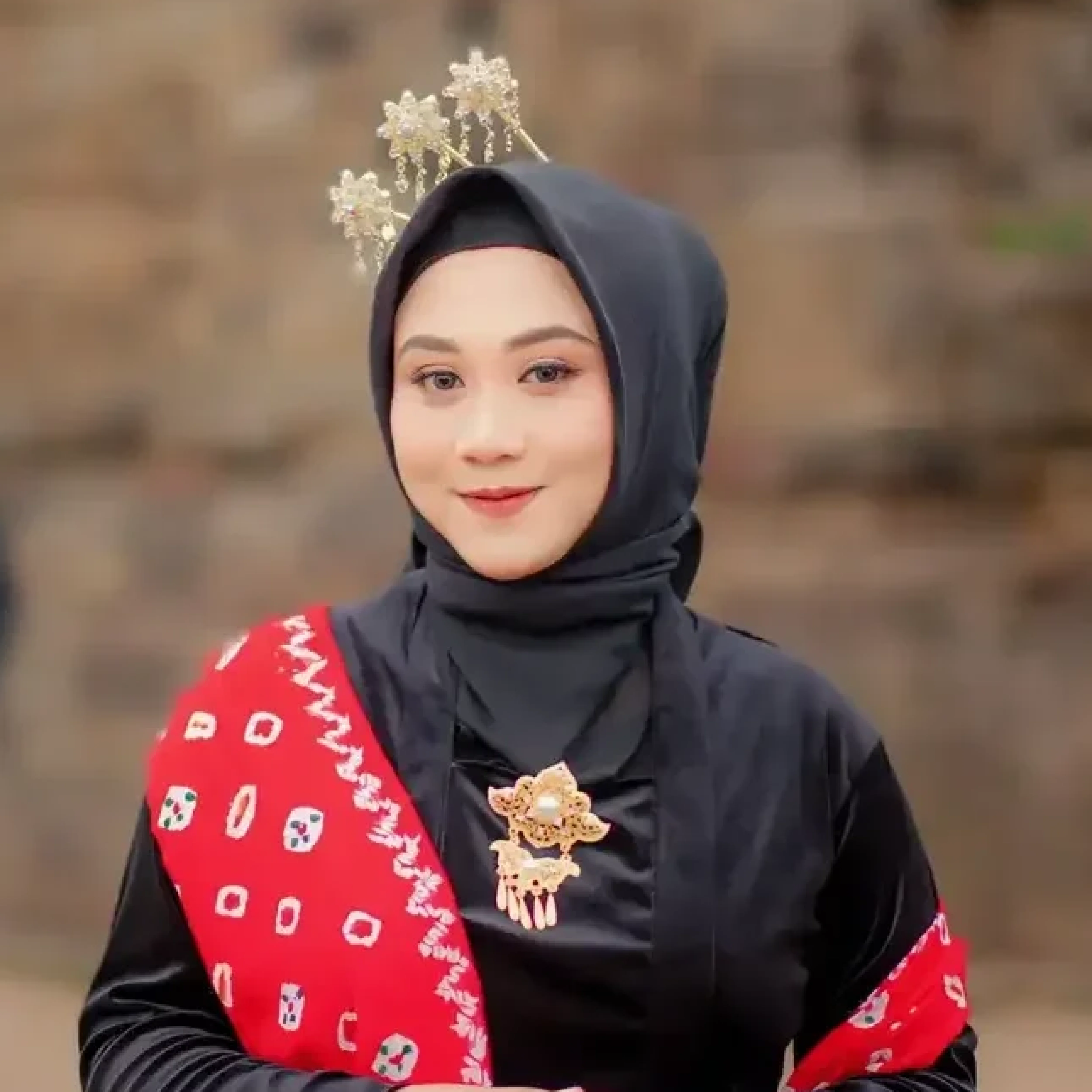MEMPELAI CEWE