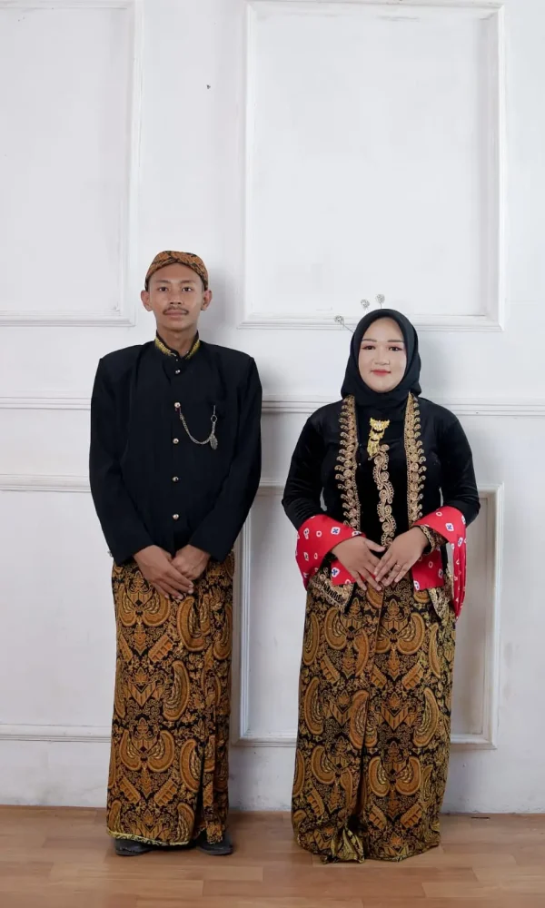 WhatsApp Image 2024-10-28 at 11.29.24 PM (2)